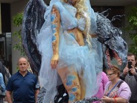 foire-europeenne-2015-defile-des-metiers-bodypainting-maquillage-animation-dragon-animatronique-maquilleuse-alsace-strasbourg-allemagne-ecole-formation-wacken