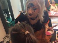 animation-evenement-comercial-maquillage-halloween-hotesse